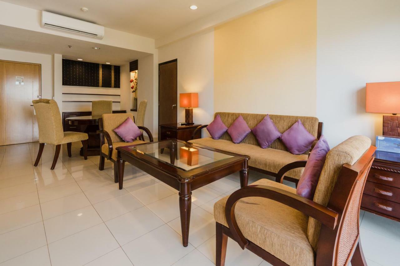 Bintang Flores Hotel Лабуан-Бахо Экстерьер фото